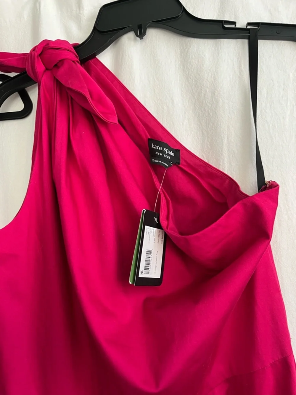 💖 **Kate Spade One-Shoulder Midi Dress – Bold, Elegant & Unforgettable** 💖